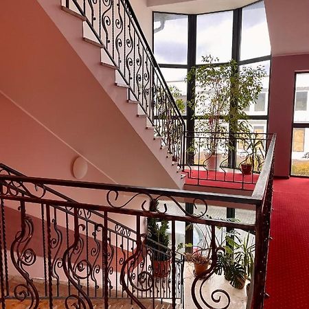 Hotel Dowhan Nowe Экстерьер фото