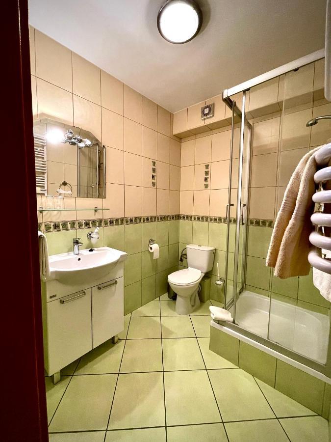 Hotel Dowhan Nowe Экстерьер фото
