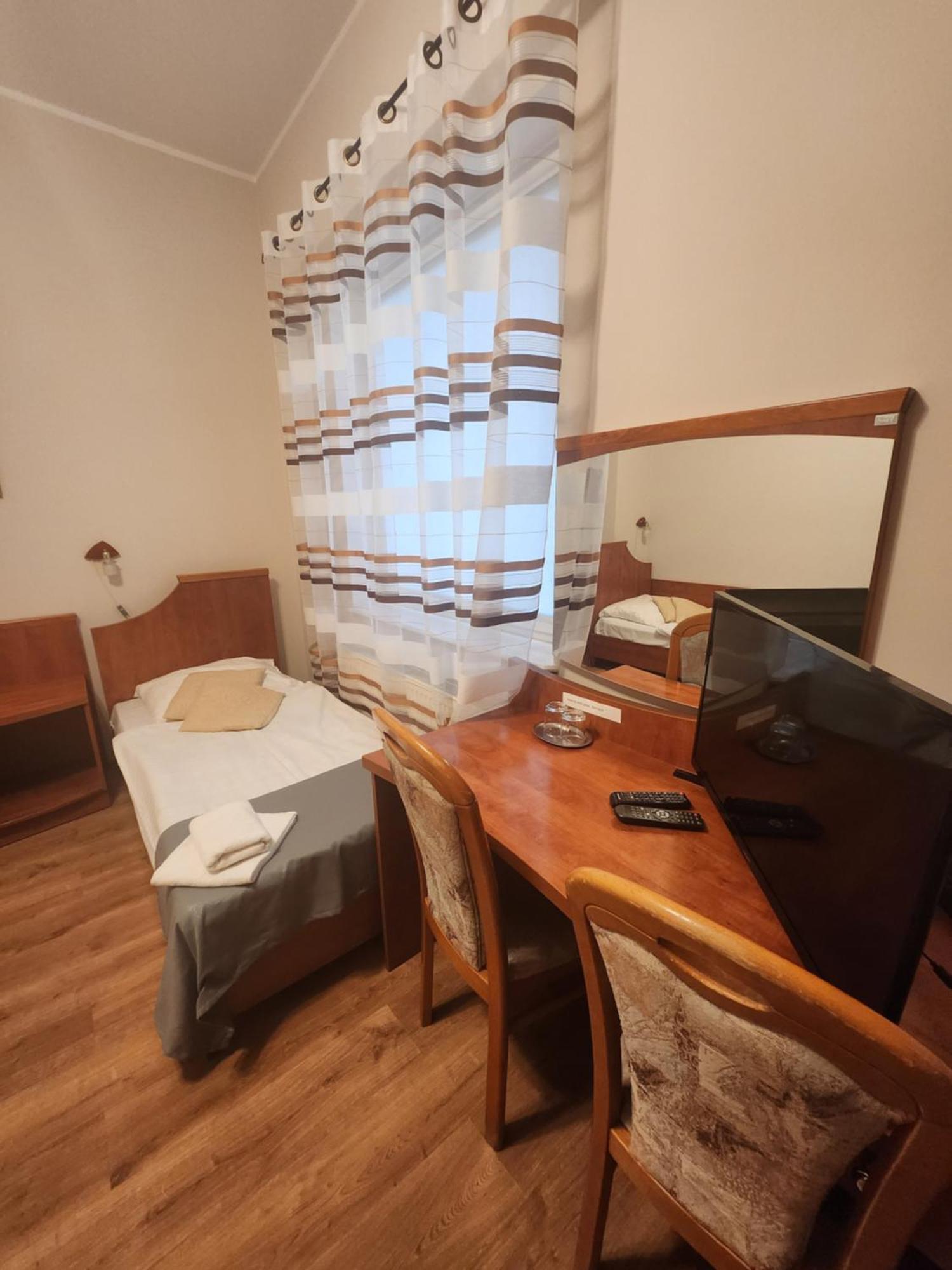 Hotel Dowhan Nowe Экстерьер фото